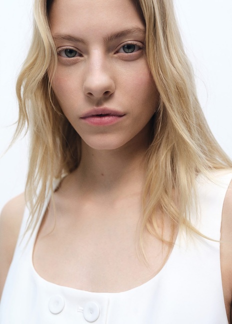 Фото ракурс 4 - Жіночий молочний жилет Mango артикул 87096353 02 8 season