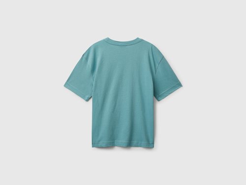 Фото ракурс 2 - Бирюзовая футболка Benetton для мальчиков артикул 3X1SC10PN.G 33K 25A