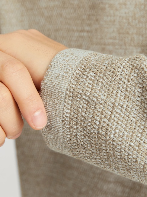 Фото ракурс 5 - Чоловічий бежевий джемпер Jack & Jones артикул 12268279 Coriander FW2025