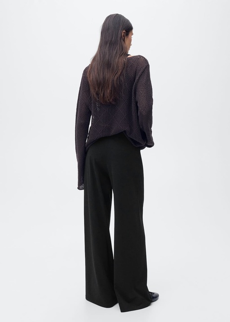 Жіночі чорні брюки Mango артикул 87035767 99 8 season Фото ракурс 2 - Жіночі чорні брюки Mango артикул 87035767 99 8 season