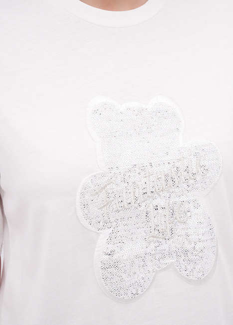 Жіноча біла футболка EQUILIBRI артикул W213 102 000 White FW2025 Фото ракурс 4 - Жіноча біла футболка EQUILIBRI артикул W213 102 000 White FW2025