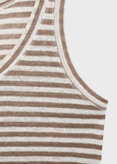 Жіночий коричневий топ Mango артикул 87967165 TA 8 season Фото ракурс 4 - Жіночий коричневий топ Mango артикул 87967165 TA 8 season