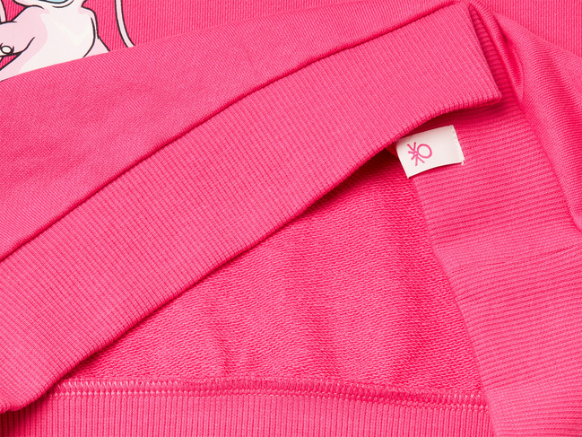 Рожевий світшот для дівчаток Benetton артикул 3UNIC10Q6.G 1A2 25A Фото ракурс 3 - Рожевий світшот для дівчаток Benetton артикул 3UNIC10Q6.G 1A2 25A