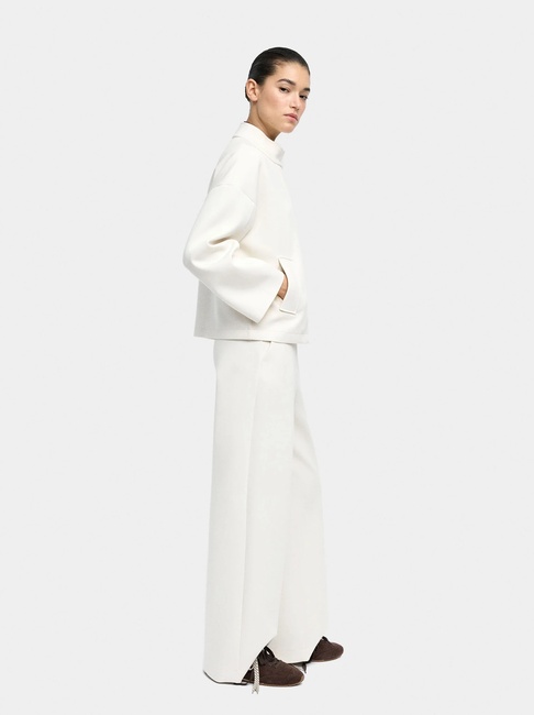 Фото ракурс 3 - Жіночий білий жакет Parfois артикул 238306 _WT FW2025