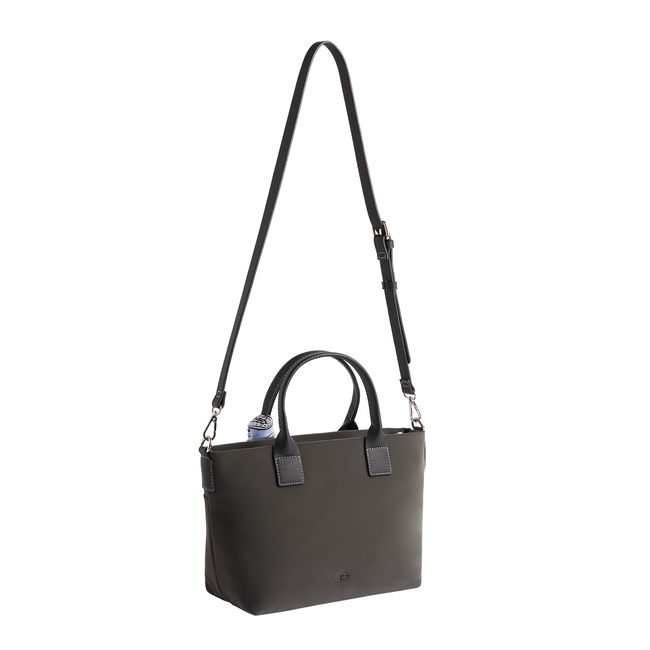 Фото ракурс 2 - Женская черная сумка Parfois артикул 229055 _BK SS2025