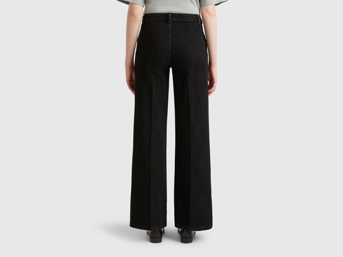 Фото ракурс 2 - Жіночі чорні штани Benetton артикул 4TUTDF06V 800 25A