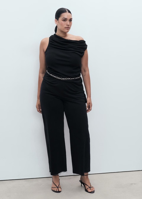 Фото ракурс 5 - Женские черные джинсы Mango артикул 17014427 TN 1 season