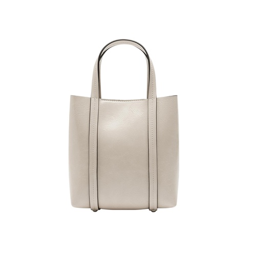 Фото ракурс 2 - Жіноча молочна сумка Parfois артикул 233515 _EC FW2025