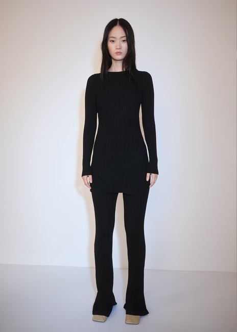 Фото ракурс 1 - Жіноча чорна сукня Mango артикул 77077664 99 7 season