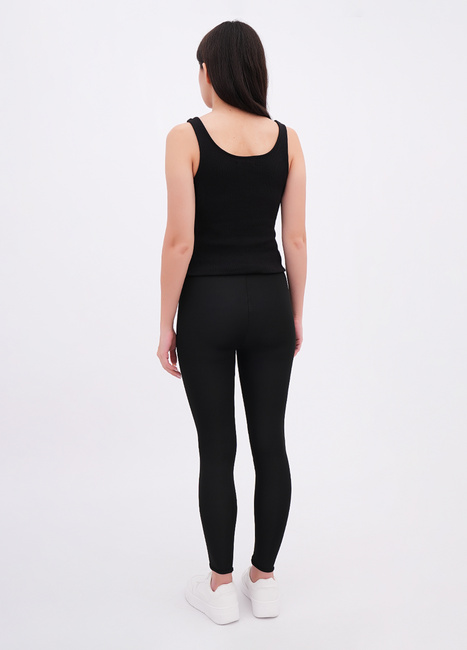 Женские черные лосины EQUILIBRI артикул W464 009 000 Black FW2025 Фото ракурс 2 - Женские черные лосины EQUILIBRI артикул W464 009 000 Black FW2025