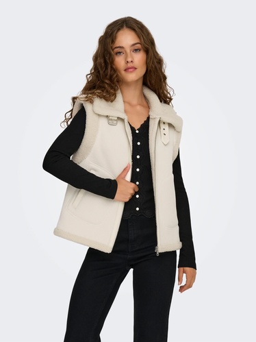 Фото ракурс 1 - Женский молочный жилет Only артикул 15348999 birch FW2025