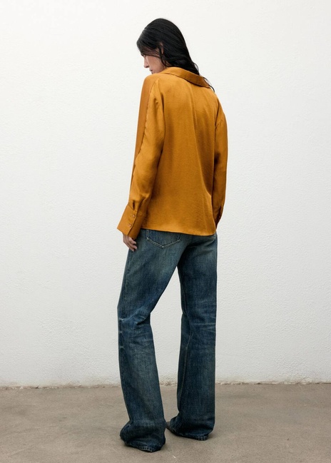 Женская оранжевая рубашка Mango артикул 17067800 15 1 season Фото ракурс 2 - Женская оранжевая рубашка Mango артикул 17067800 15 1 season