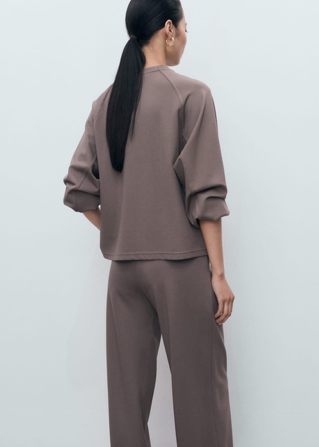 Женский коричневый свитшот Mango артикул 17074097 35 1 season Фото ракурс 2 - Женский коричневый свитшот Mango артикул 17074097 35 1 season