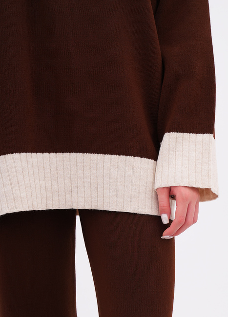 Жіночий коричневий светр EQUILIBRI артикул W391 039 100 Brown FW2025 Фото ракурс 4 - Жіночий коричневий светр EQUILIBRI артикул W391 039 100 Brown FW2025