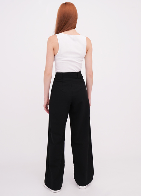 Фото ракурс 2 - Жіночі чорні брюки EQUILIBRI артикул W466 011 002 Black FW2025