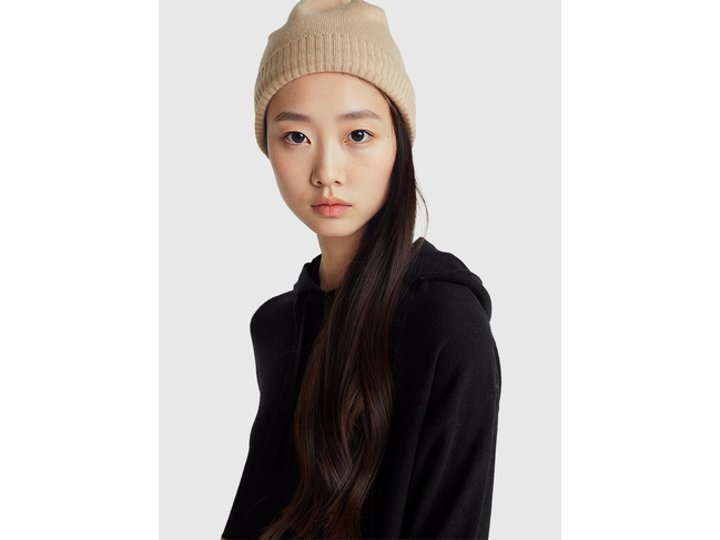 Фото ракурс 4 - Женское черное худи Benetton артикул 102HE203V 700 25A