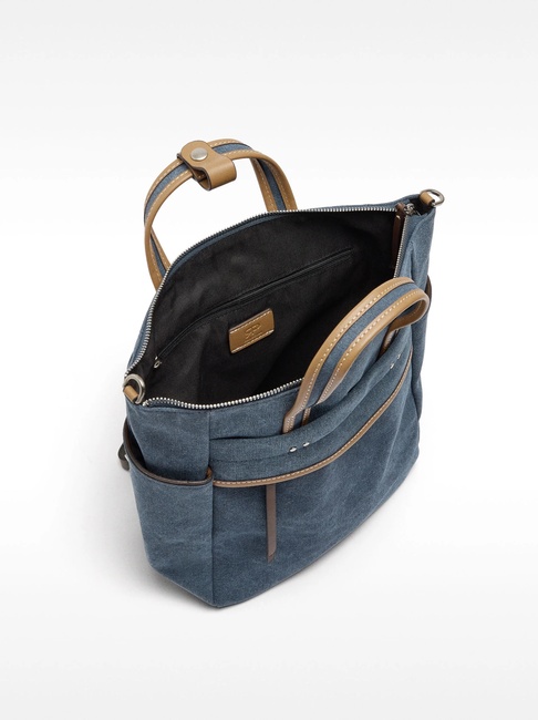 Женский синий рюкзак Parfois артикул 234000 _NV FW2025 Фото ракурс 3 - Женский синий рюкзак Parfois артикул 234000 _NV FW2025