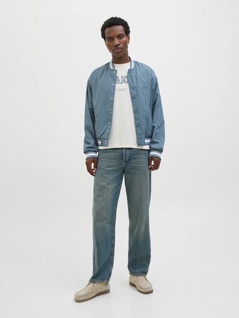 Чоловіча біла футболка Jack & Jones артикул 12276962 antique white SS2025 Фото ракурс 4 - Чоловіча біла футболка Jack & Jones артикул 12276962 antique white SS2025