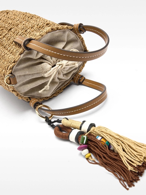 Жіноча бежева сумка Parfois артикул 229814 NCS FW2025 Фото ракурс 4 - Жіноча бежева сумка Parfois артикул 229814 NCS FW2025