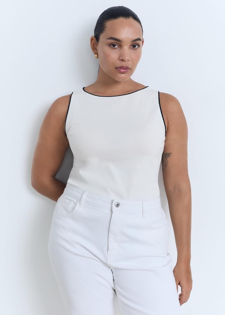 Женский белый топ Mango артикул 87049213 01 8 season Фото ракурс 7 - Женский белый топ Mango артикул 87049213 01 8 season