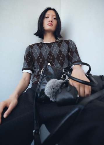 Фото ракурс 1 - Жіночий сірий джемпер Mango артикул 17005854 92 1 season