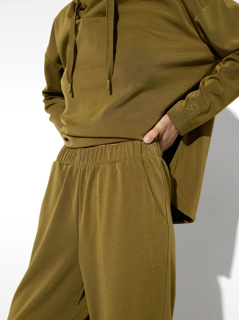 Жіночі зелені штани Parfois артикул 224864 _KK FW2025 Фото ракурс 6 - Жіночі зелені штани Parfois артикул 224864 _KK FW2025