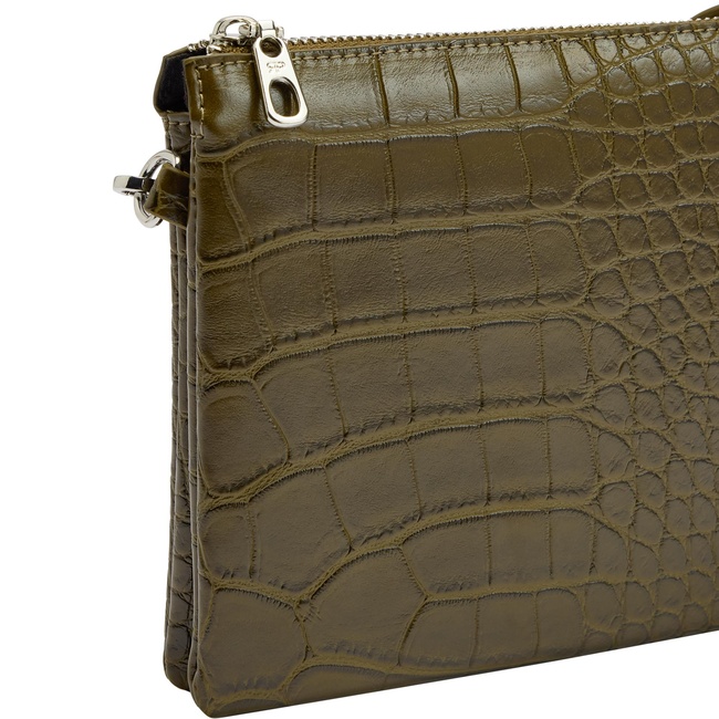 Женская зеленая сумка Parfois артикул 241099 _KK FW2025 Фото ракурс 3 - Женская зеленая сумка Parfois артикул 241099 _KK FW2025