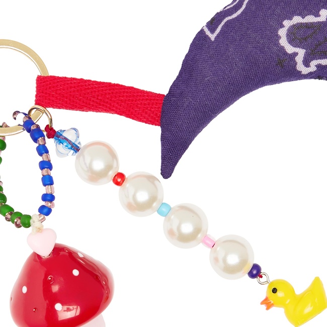 Фото ракурс 2 - Жіночий різнокольоровий брелок Parfois артикул 234388 _BM FW2025