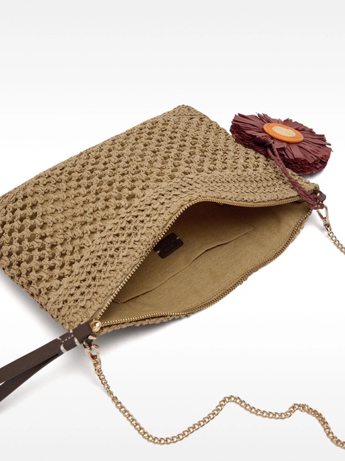 Женская бежевая сумка Parfois артикул 234760 NCM FW2025 Фото ракурс 3 - Женская бежевая сумка Parfois артикул 234760 NCM FW2025