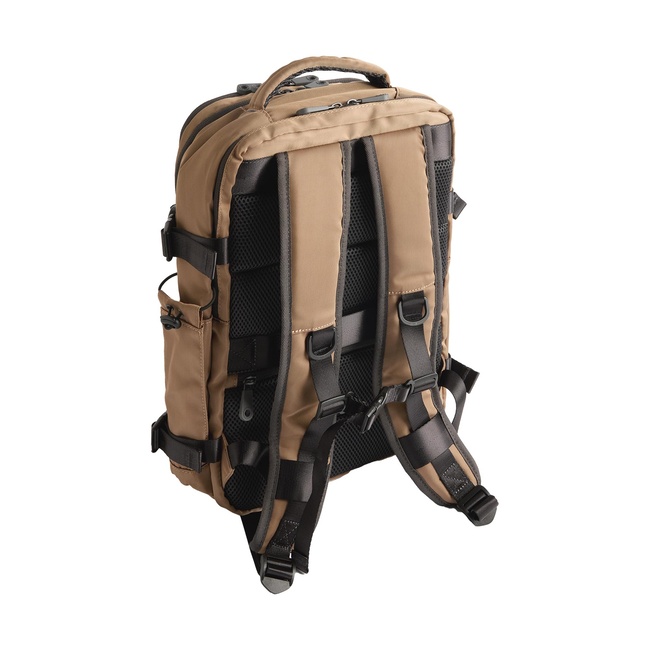 Жіночий коричневий рюкзак Parfois артикул 226558 _TU FW2025 Фото ракурс 2 - Жіночий коричневий рюкзак Parfois артикул 226558 _TU FW2025