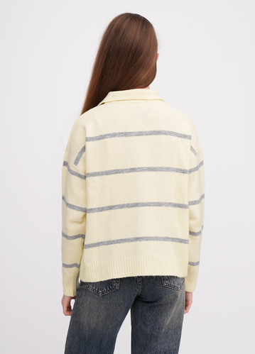 Фото ракурс 2 - Жіночий жовтий светр EQUILIBRI артикул BW342001 001 Yellow FW2025