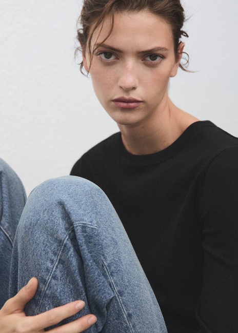 Фото ракурс 4 - Жіночий чорний лонгслів Mango артикул 17055814 99 1 season