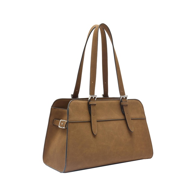 Женская коричневая сумка Parfois артикул 238296 _CA FW2025 Фото ракурс 2 - Женская коричневая сумка Parfois артикул 238296 _CA FW2025