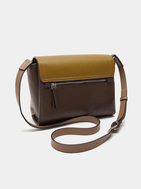 Женская желтая сумка Parfois артикул 241294 _MD FW2025 Фото ракурс 2 - Женская желтая сумка Parfois артикул 241294 _MD FW2025