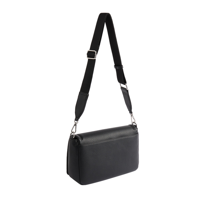 Женская черная сумка Parfois артикул 228149 _BK SS2025 Фото ракурс 2 - Женская черная сумка Parfois артикул 228149 _BK SS2025