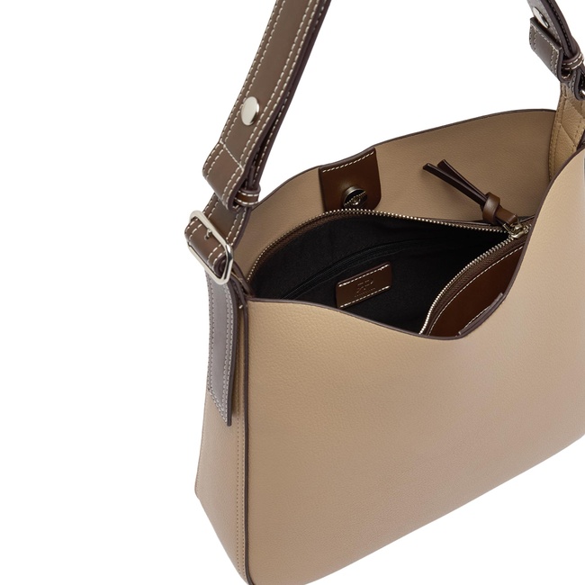 Фото ракурс 4 - Жіноча коричнева сумка Parfois артикул 234819 _CA FW2025