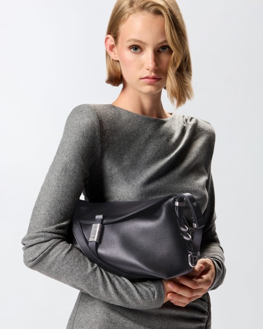 Жіноча чорна сумка Pinko артикул 105049-A1ZX Z99E FW2025 Фото ракурс 5 - Жіноча чорна сумка Pinko артикул 105049-A1ZX Z99E FW2025