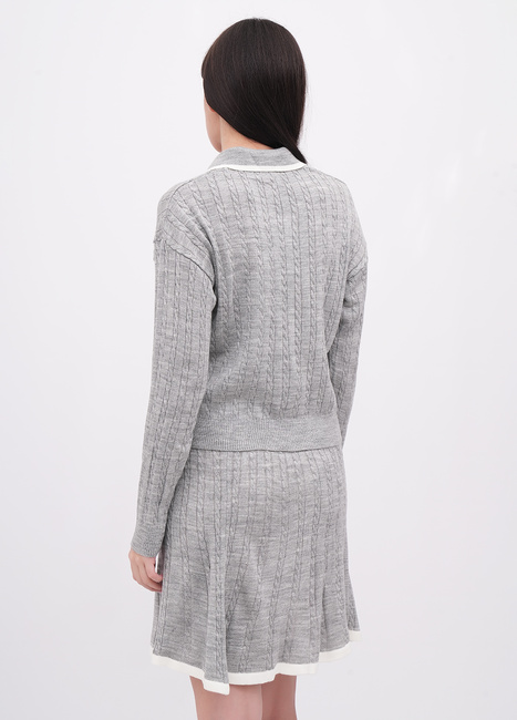 Фото ракурс 2 - Жіноча сіра футболка поло EQUILIBRI артикул W391 032 101 Grey FW2025