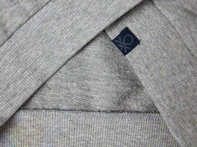 Серый комплект одежды для мальчиков Benetton артикул 3YWXGK00R.P 63Q 25A Фото ракурс 3 - Серый комплект одежды для мальчиков Benetton артикул 3YWXGK00R.P 63Q 25A