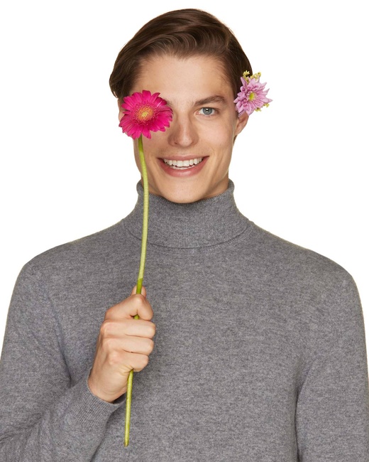 Фото ракурс 4 - Мужская серая водолазка Benetton артикул 1002U2180 507 25A