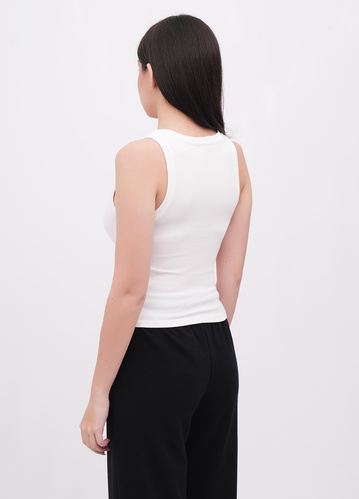 Фото ракурс 2 - Жіноча біла майка EQUILIBRI артикул W212 005 000 White FW2025