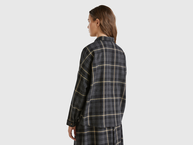 Жіноча синя сорочка Benetton артикул 5RGLDQ09U 902 24A Фото ракурс 2 - Жіноча синя сорочка Benetton артикул 5RGLDQ09U 902 24A