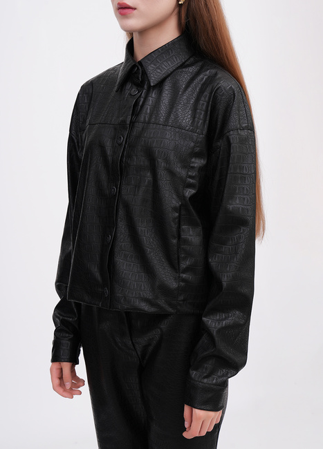 Жіноча чорна куртка EQUILIBRI артикул W491 074 100 Black FW2025 Фото ракурс 3 - Жіноча чорна куртка EQUILIBRI артикул W491 074 100 Black FW2025