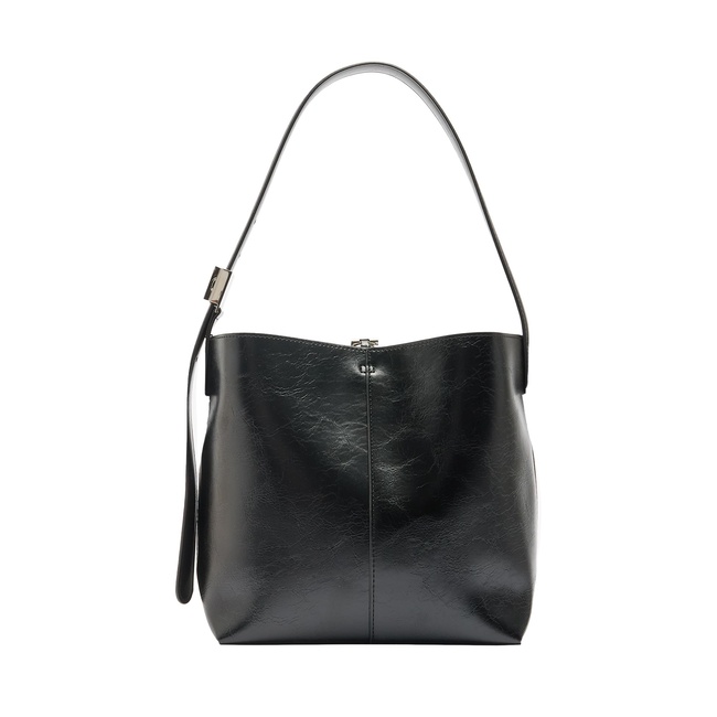 Жіноча чорна сумка Parfois артикул 240795 _BK FW2025 Фото ракурс 1 - Жіноча чорна сумка Parfois артикул 240795 _BK FW2025