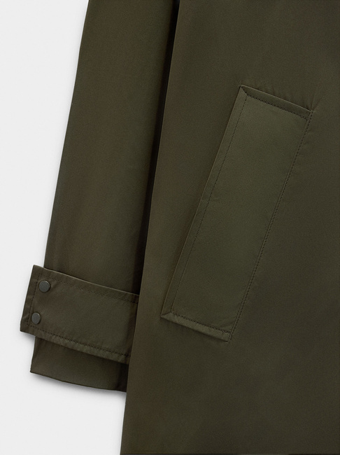 Фото ракурс 5 - Жіночий зелений плащ Parfois артикул 237424 _GN FW2025