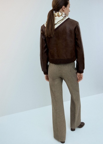 Фото ракурс 2 - Женская коричневая куртка Mango артикул 27061239 30 2 season