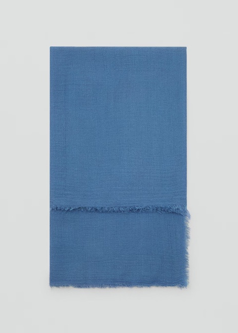 Фото ракурс 1 - Жіночий блакитний шарф Mango артикул 17061128 52 1 season