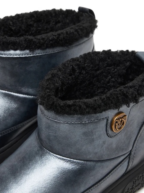 Женские черные сапоги Pinko артикул SS0105-P112 Z99 FW2025 Фото ракурс 5 - Женские черные сапоги Pinko артикул SS0105-P112 Z99 FW2025