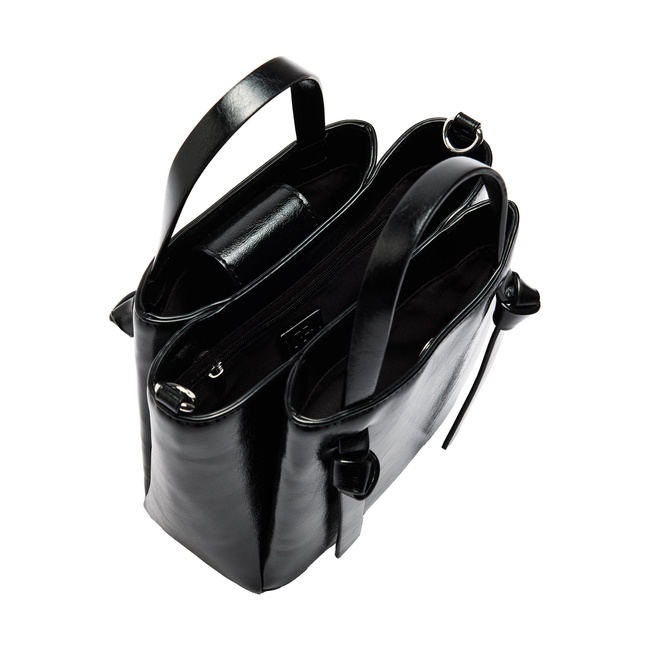 Женская черная сумка Parfois артикул 236941 _BK FW2025 Фото ракурс 4 - Женская черная сумка Parfois артикул 236941 _BK FW2025