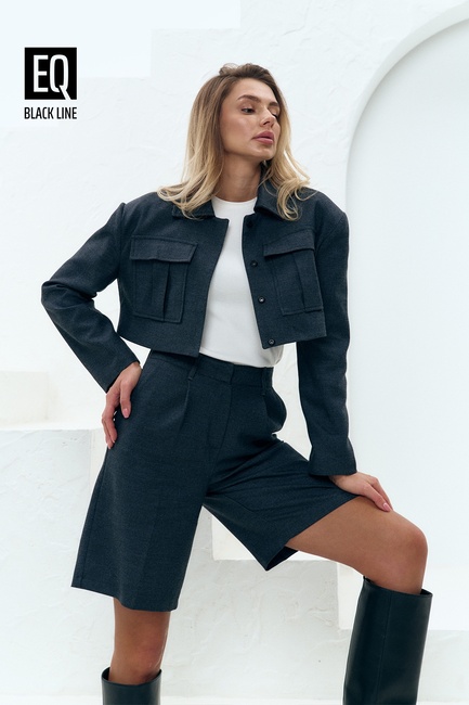 Фото ракурс 1 - Женские серые шорты EQUILIBRI артикул BW491002 300 Grey FW2025